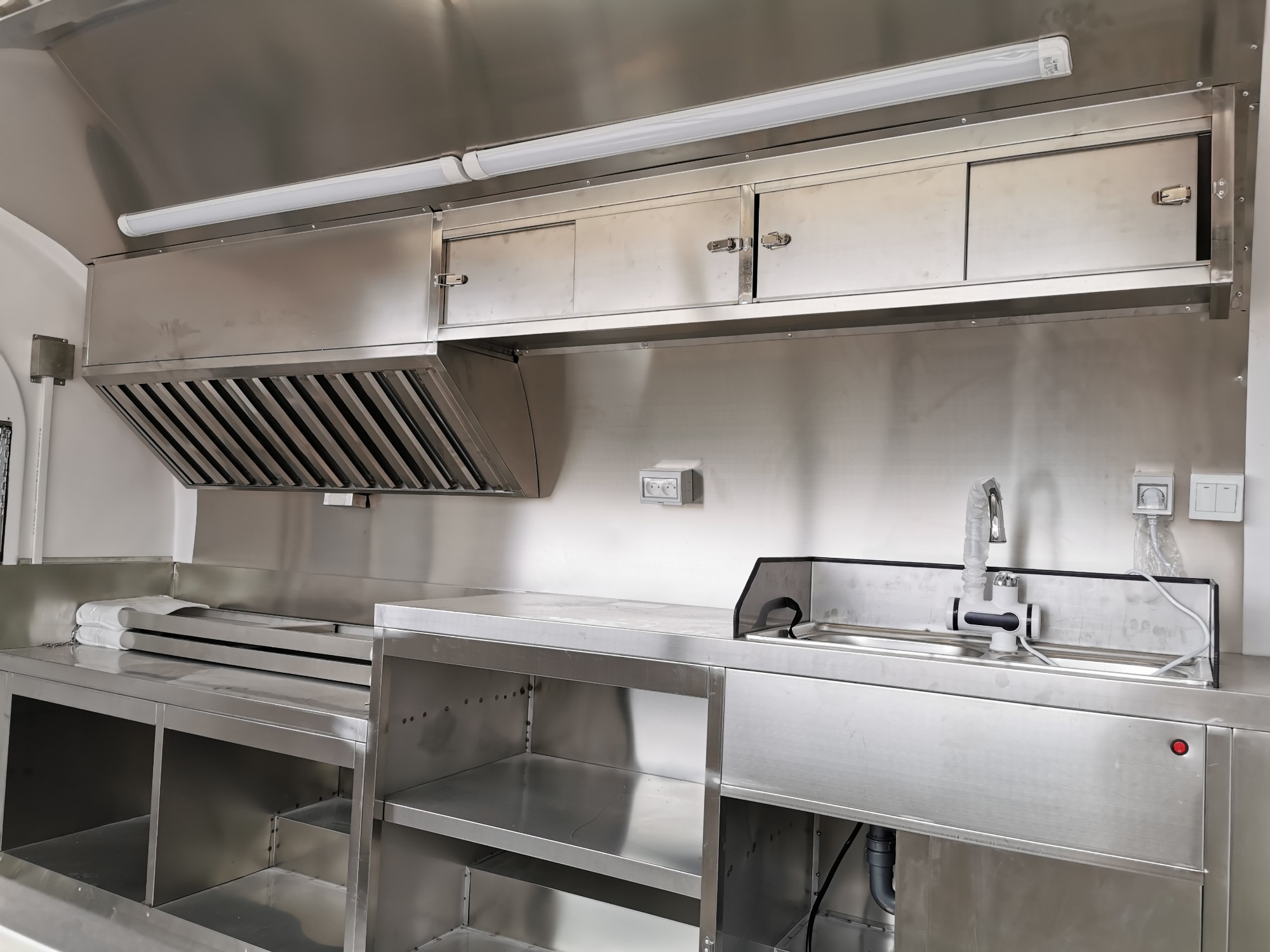 CustomizedMobile Food Trailer Concession Truck Catering Trailer