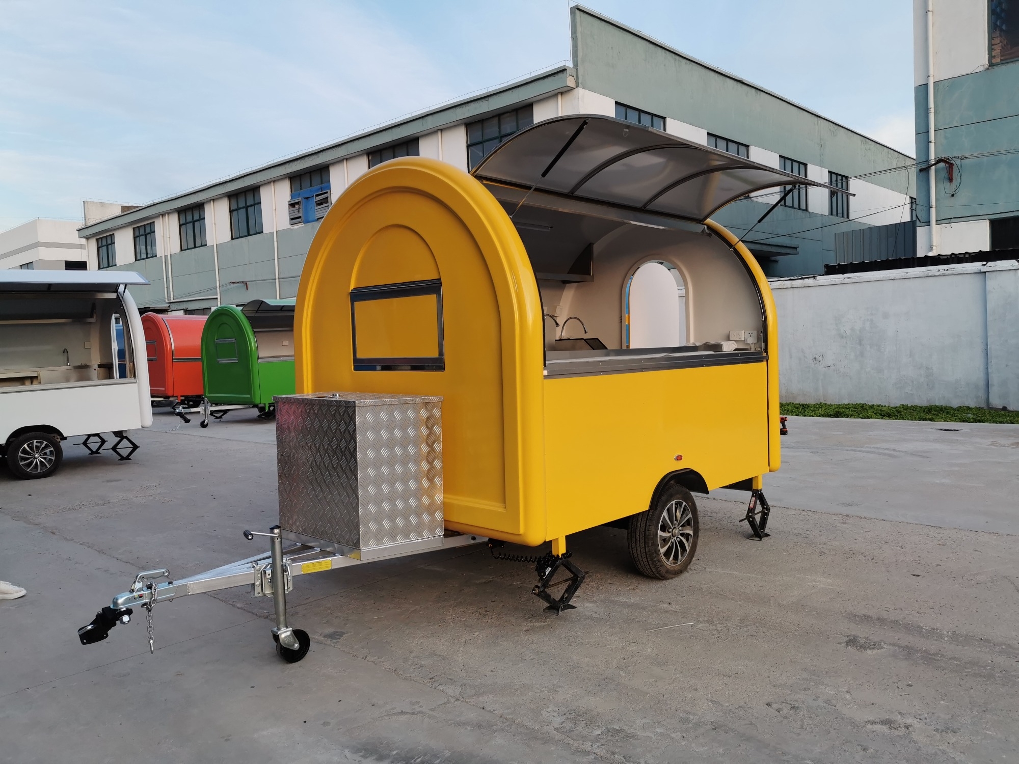 Custom food cart Multifunction trailer Food Truck 280X200X240CM