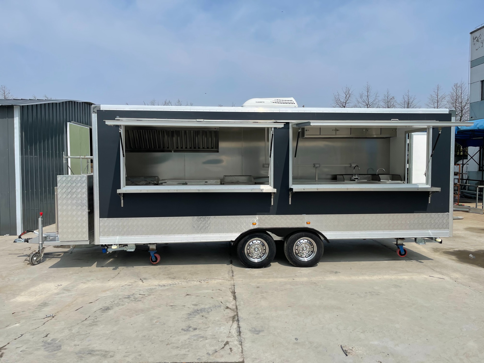 CustomizedCatering trailer Food truck Food Trailer 480X210X260CM